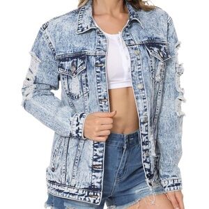 Women’s  Jacket Size Large 5 Pockets Distressed, Jean